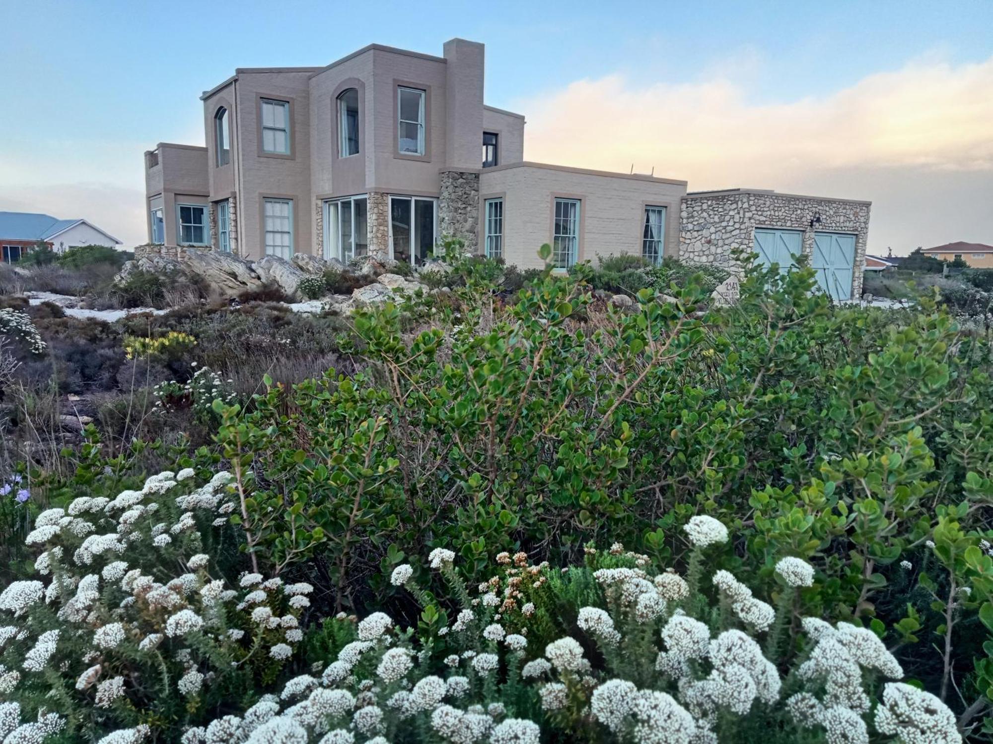 Klipwerf Bettys Bay Apartment Exterior photo